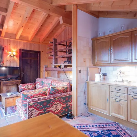 La Ruinette-charming 1-bed With Southfacing Views